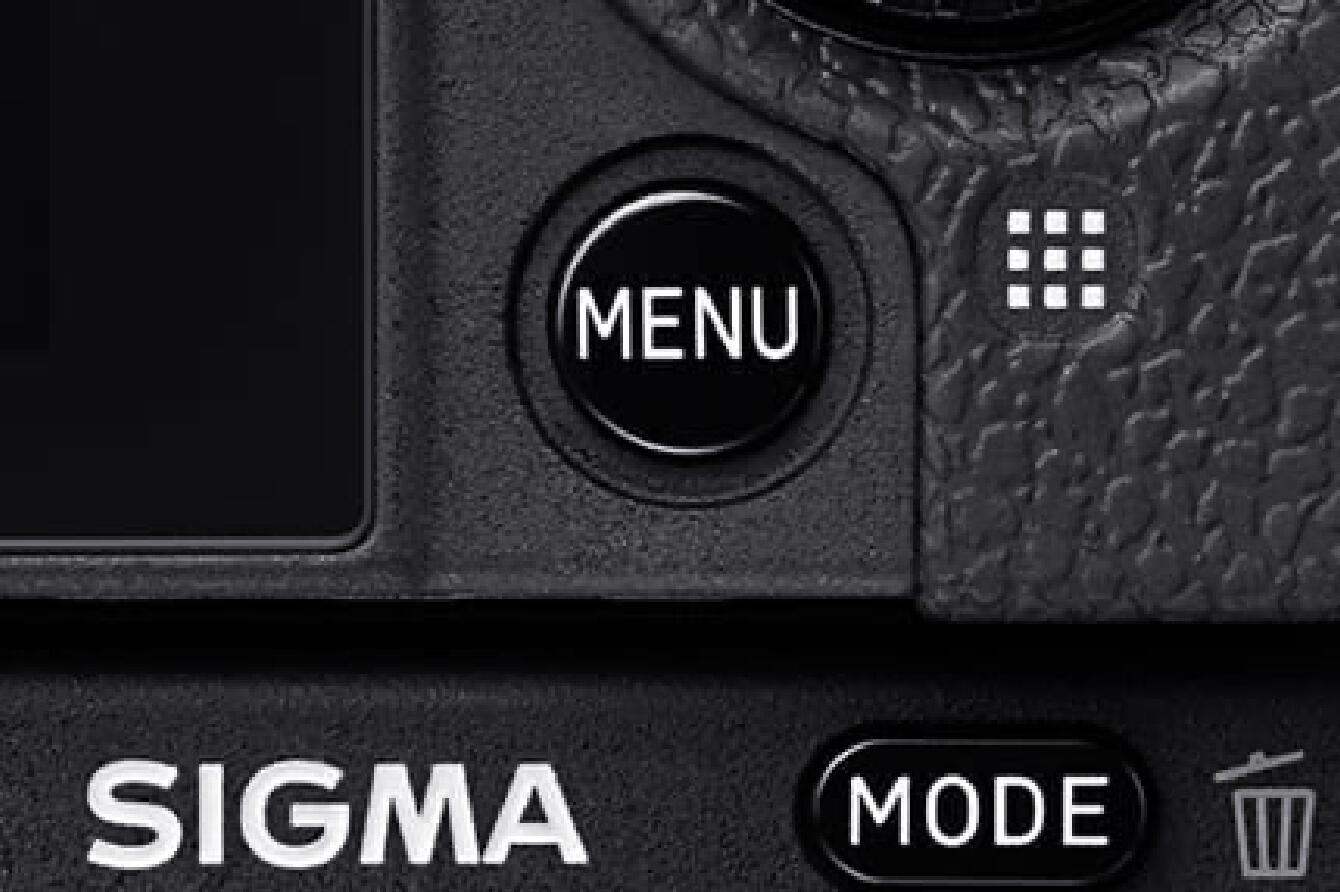 ELECTRONIC VIEWFINDER EVF-11 | Firmware Download for Accessories 